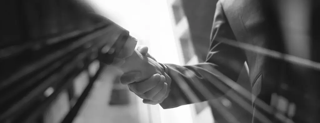 Small-Biopharma-Use-End-To-End-CDMO-Partnerships-Accelerate-Development