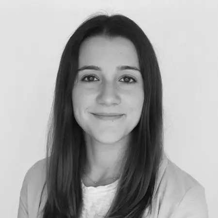 allison-perry-headshot