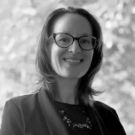 amanda-gunn-headshot