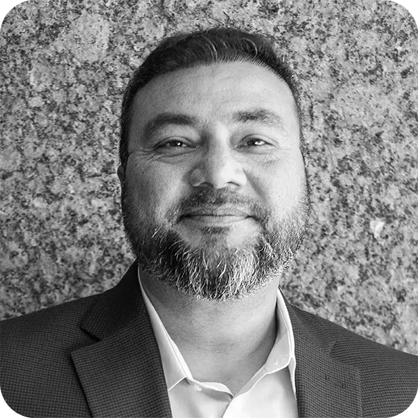 armughan-rafat-headshot