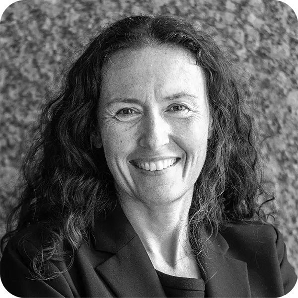 suzanne-caruso-headshot