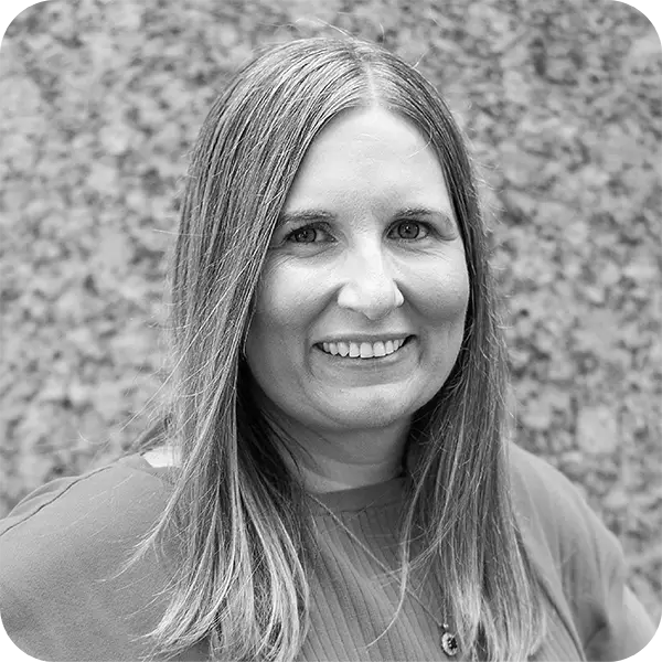 vicky-harris-headshot