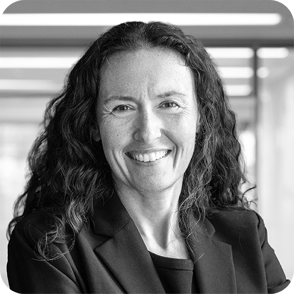 suzanne-caruso-headshot