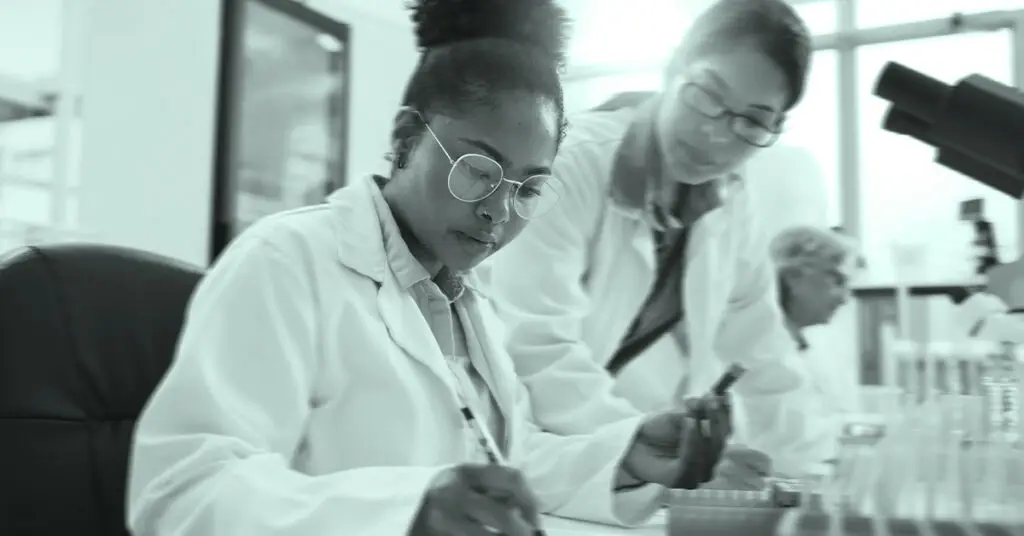 hidden-power-clinical-trial-comparisons-knowledge-discovery